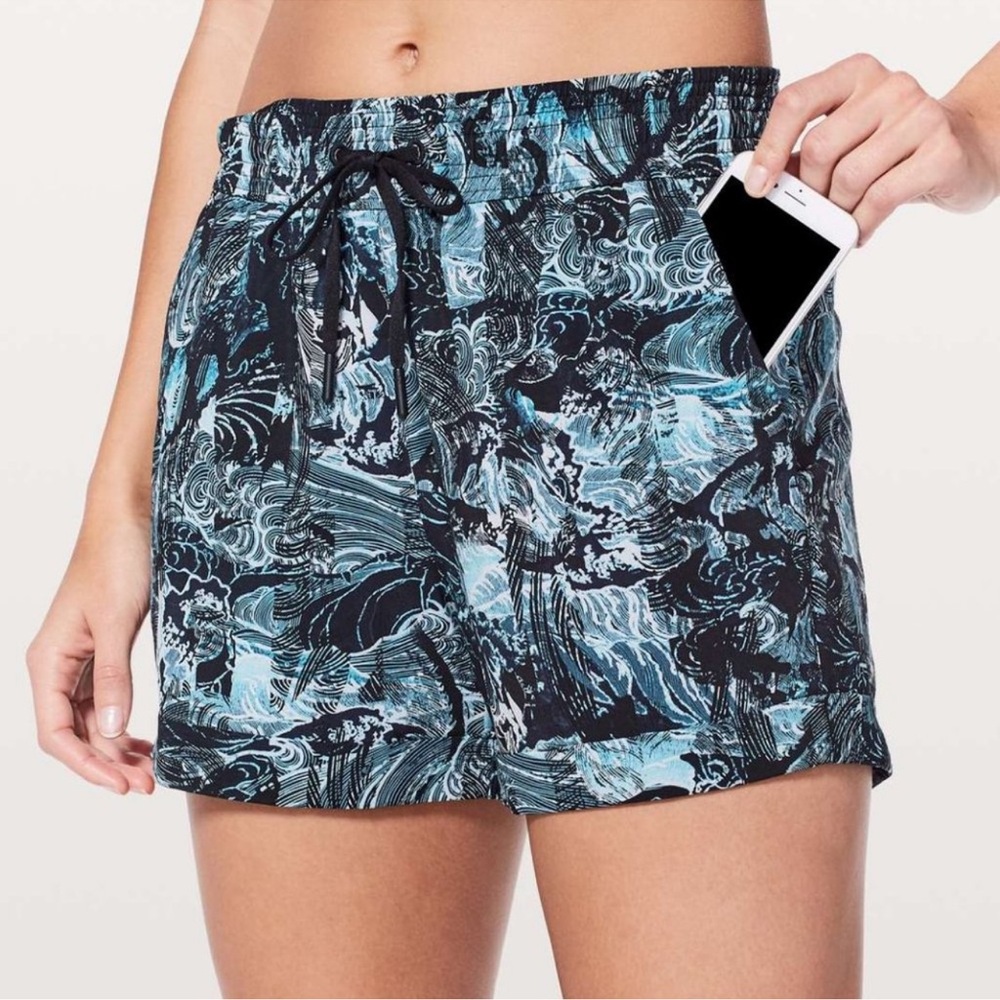 Lululemon Spring Break Away Shorts- Eternal Wave Starlight Black